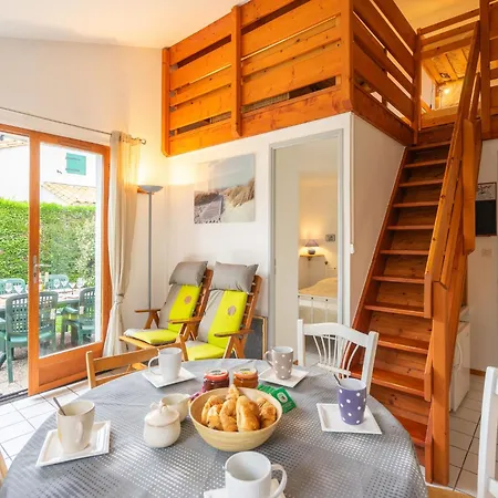 Vakantiehuis Bois Soleil-2 By Interhome